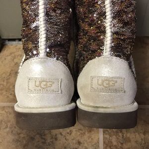 Champagne Sparkly Uggs